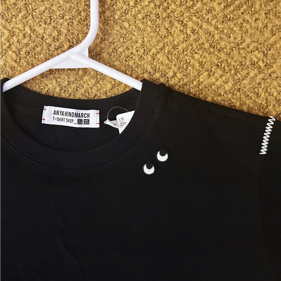 Uniqlo Anya Hindmarch T1BOXY Women’s Black Short Sleeve T-Shirt, New With Tags - Picture 4 of 5